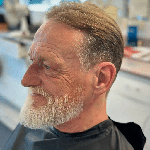 Best Haircuts for Older Men with Thinning Hair