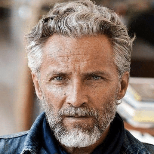 Hairstyles that Cover Thinning Areas