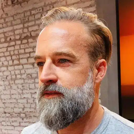 Stylish Hairstyles for Older Men: The Best Haircuts for Thin Hair Popular Haircuts for Older Men