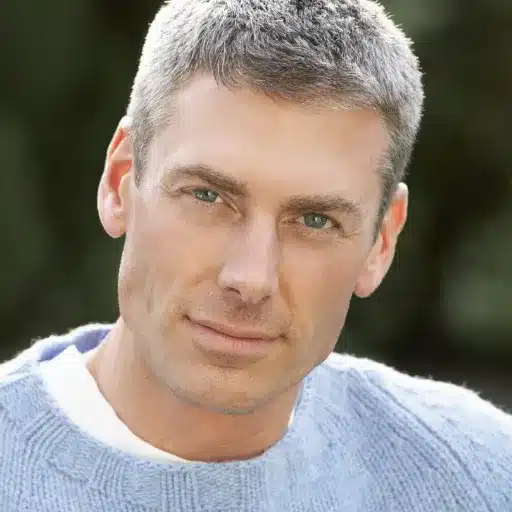 Stylish Haircuts for Older Men: The Best Hairstyles for Thin Hair Popular Short Haircuts for Thin Hair