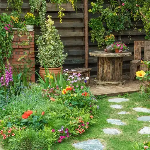 Small Space Gardening: Spacing for Container Vegetables small space gardening