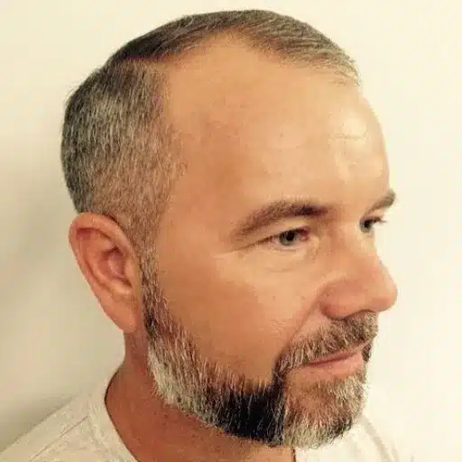 Hairstyles for Older Men with Thinning Hair: Stylish Cuts for Thin Hair styling tips for fine hair