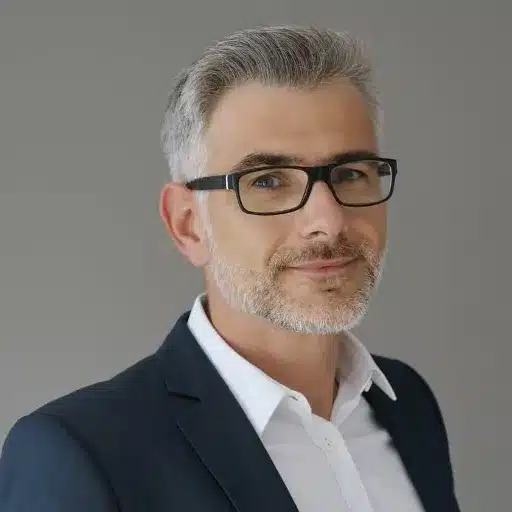 Older Men's Hairstyles: Best Haircuts for Thin Hair and Classy Looks grooming tips and styling products